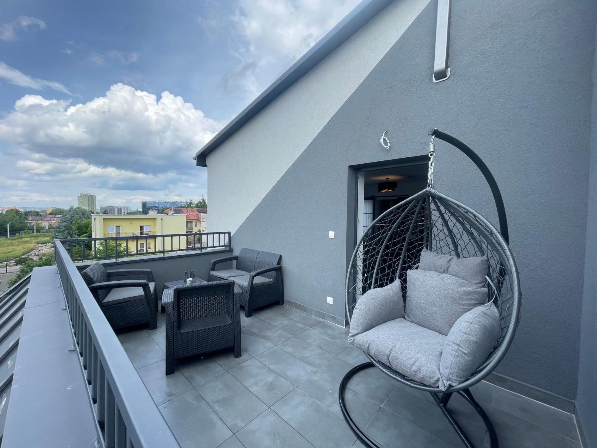 Near Sanktuarium Beautiful View And Free Parking — Photos 1